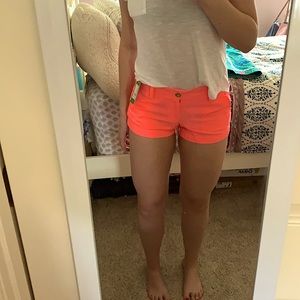 Lilly Pulitzer 2” Walsh Short in Pink Sun Ray